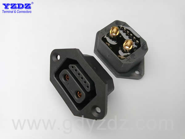 1300F 2+6P 180度插头50A